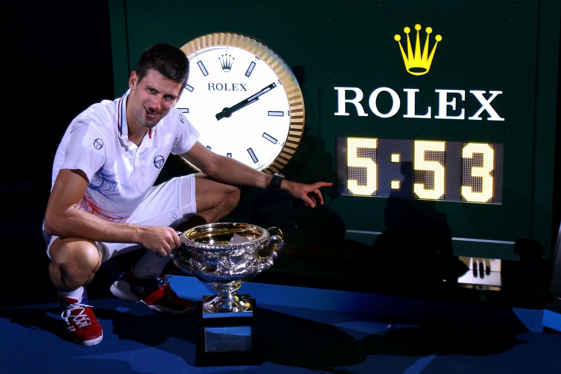 Djokovic points out the record duration after the 2012 Australian Open final